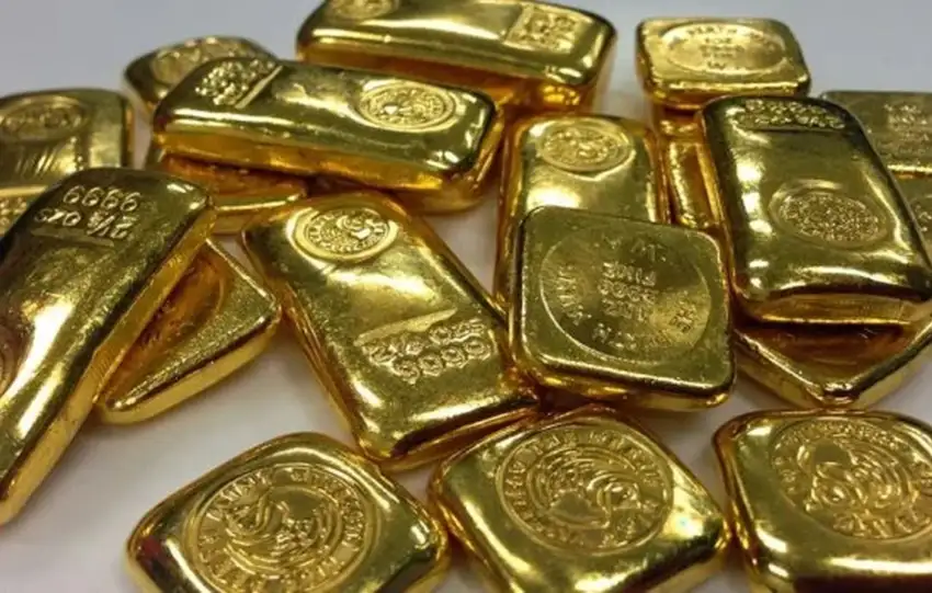 Pad cene zlata na globalnom tržištu i uticaj kamata na vrednost zlata